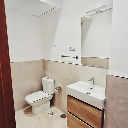 Plaza Naranjos * マルベーリャ